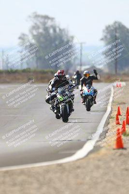 media/Sep-20-2025-TrackDaz (Sat) [[27f0cde673]]/B Group/220pm (Turn 9)/